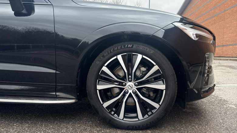 Volvo XC60 2.0 B5P Ultimate Dark 5dr AWD Geartronic Petrol Estate